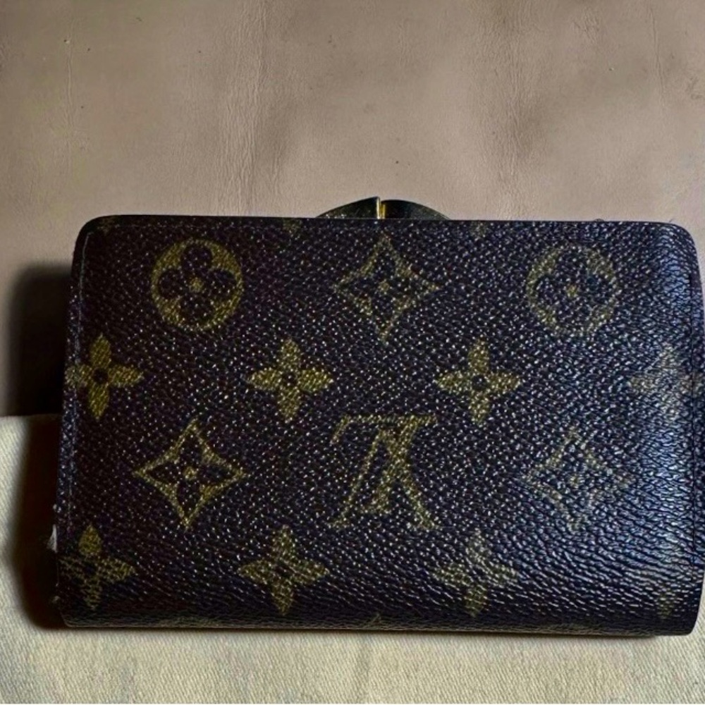 Louis Vuitton Wallet